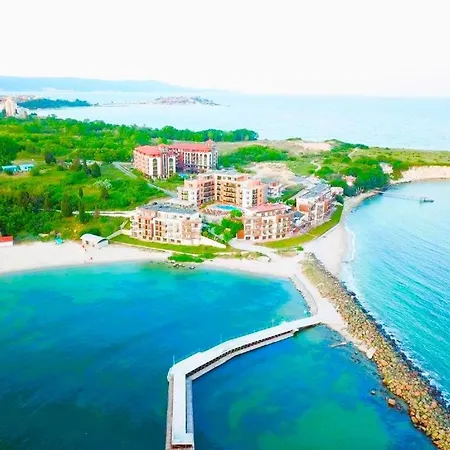 Marina Breeze - Firstline & Seaview شقة *