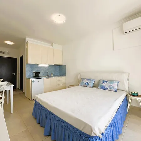شقة Marina Breeze - Firstline & Seaview نيسيبار